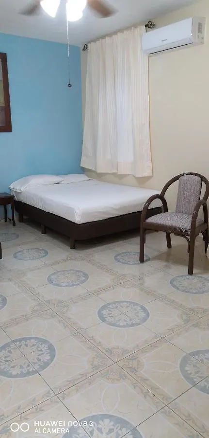 Hotel La Casa Del Turix à Mérida 2*,